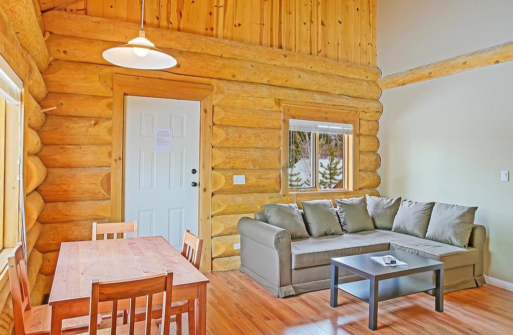 Lac Le Jeune Wilderness Resort Κάμλουπς Δωμάτιο φωτογραφία